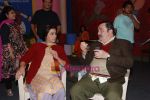 Rishi, Kapoor Neetu Singh on the sets of Taarak Mehta Ka Oolta Chasma in Kandivili on 29th Sept 2010 (29).JPG